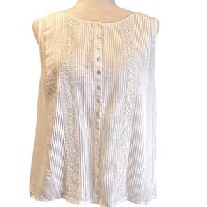 TK Cristin Stitch Fix Ivory Viscose Button Up Sleeveless Blouse‎ Medium NWT